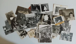 Grande Lotto Fotografie tutte con Bambini Neonati (52) alcune cartoline armadio - Foto 1 di 8