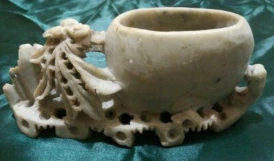 Винтажная антикварная китайская щетка ручной работы 6 дюймов в длину x 2,75 дюйма в высоту x 2 дюйма в ширину МЫЛЬНЫЙ КАМЕНЬ ШАЙБА  - Изображение 1 из 4