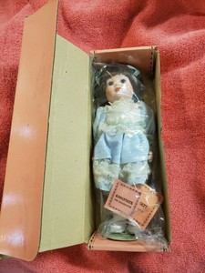 NIB 10" Porcelain Hand Painted Doll - “Kate” #2126 By Kingstate The DollCrafter