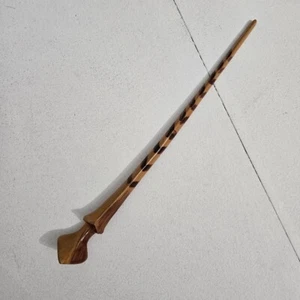 Varita mágica Wizarding World of Harry Potter Nymphadora Tonks solo madera coleccionar - Imagen 1 de 7