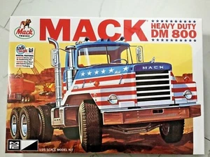 ERTL / MPC 1/25 MACK DM 800 TRACTOR PLASTIC TRUCK MODEL KIT # 899 BRAND NEW F/S - Picture 1 of 20