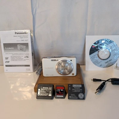 Компактная цифровая камера Panasonic Lumix DMC-SZ7 14,1 Мп 10-кратный оптический зум белая - Изображение 1 из 4