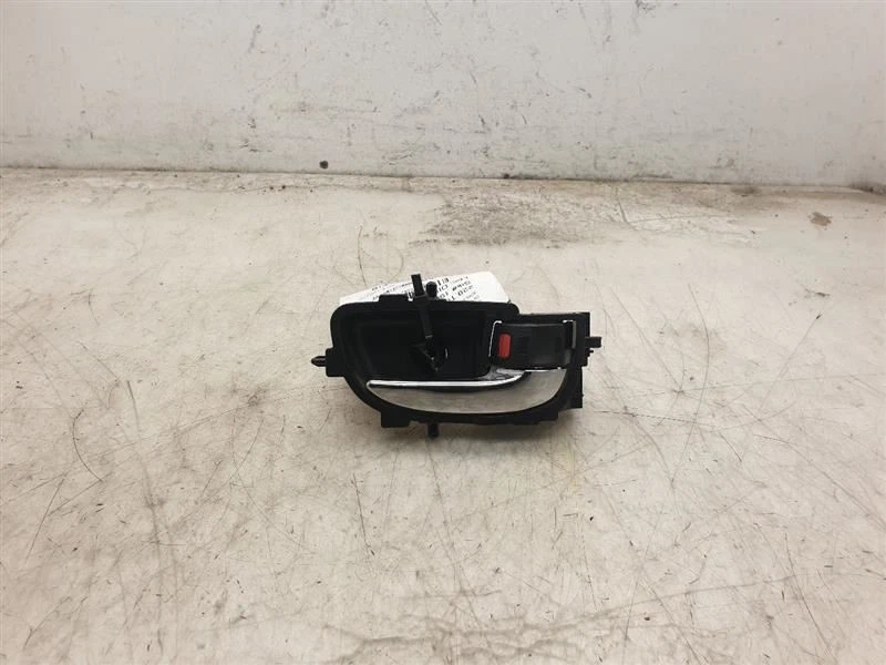 Toyota Corolla S-Prem 2016 manija interior de la puerta delantera del lado del pasajero  Foto 1 de 4