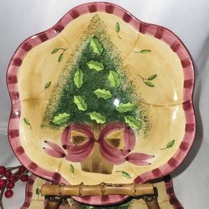 Gates Ware By Laurie Gates Natale 8,25" Piatti Smerlati(2) con Albero di Natale - Foto 1 di 4