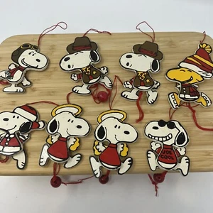 Vintage Wooden Peanuts Ornaments Snoopy Woodstock Articulated Feature Syndicate - Picture 1 of 15