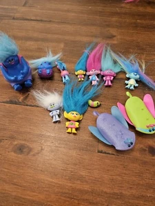 Dreamworks Trolls Minifigure Blind Bag Lot - Picture 1 of 2