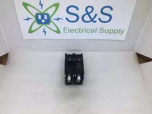 Disyuntor de circuito tipo C Challenger C235 2 polos 30 amperios 120/240vac - Imagen 1 de 10