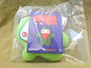 2011 Kidrobot/Shawnanimals - Ninjatown: Zombie Ninja Green Plush - Picture 1 of 5