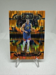 2023-24 Panini Select #32 Nikola Jokic Concourse Orange Flash Prizms Denver - Picture 1 of 2