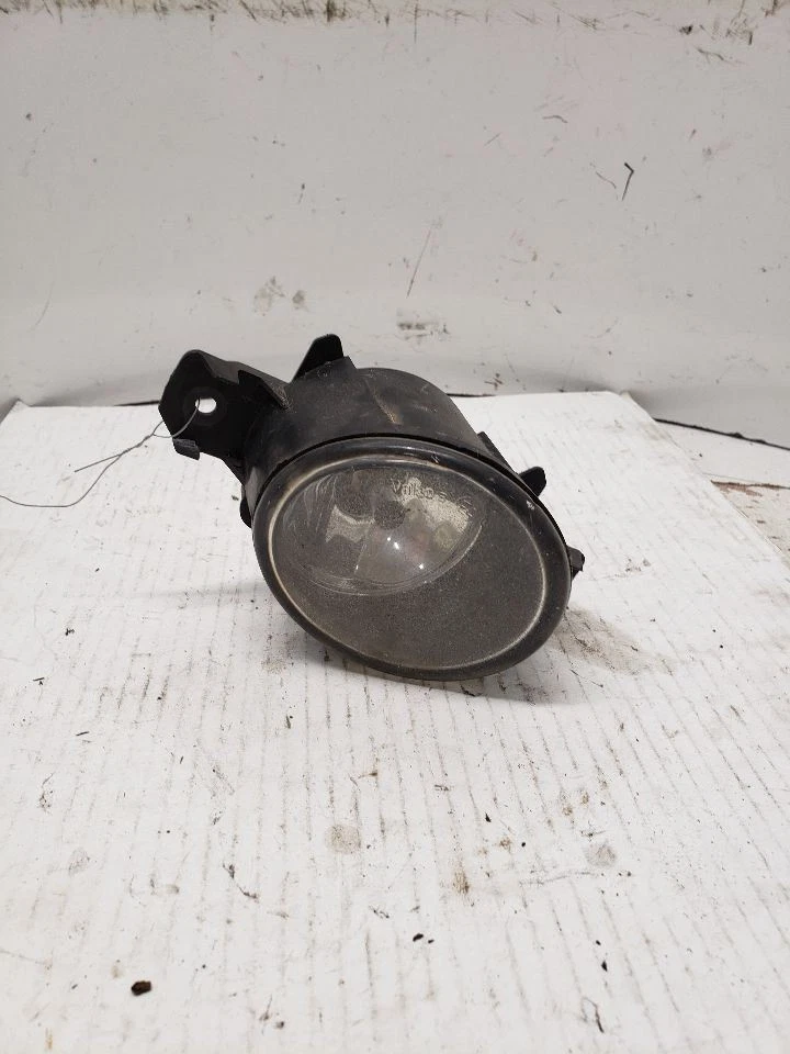 Passenger Corner/Park Light Fog-driving Fits 06-07 INFINITI M35 1404533 - Image 1 of 4