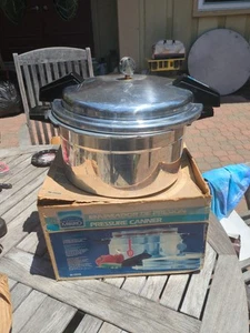 Olla a presión Mirro Matic 12 Qt M-0512    - Imagen 1 de 4