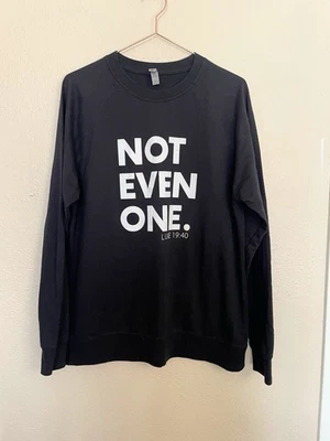 Sudadera Negra Gráfica Cristiana “Ni siquiera Uno” Lucas 19:40 - Siguiente Nivel Talla L Foto 1 de 4