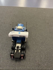 Kenworth Tractor Truck Highway Commanders Matchbox Ultra - Picture 1 of 6