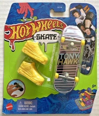 Hot Wheels-Patinaje Diapasón-Luminiscencia Forrada Tony Hawk-HTF-NUEVO-Envío Gratis Foto 1 de 4