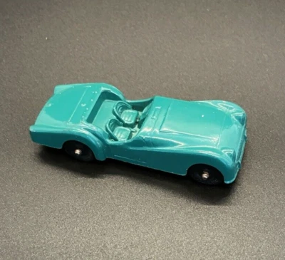 Vintage Tootsietoy 1959 Green Triumph TR3 Diecast Chicago USA Toy Car Original - Image 1 of 4