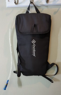 Outdoor Products HYDERATION BACKPACK With 2L Water Bladder Hiking Walking Sports - Image 1 of 4