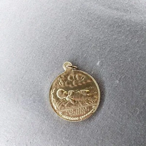 Bethlehem Jesus 2-Sided Made in Italy Gold Colored Religious 1" Pendant - Picture 1 of 2