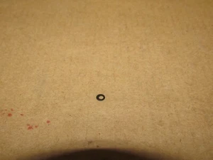 1 OF P-120-010 CRANK PIN WASHER BY AHM RIVAROSSI HO SCALE RARE - Picture 1 of 2