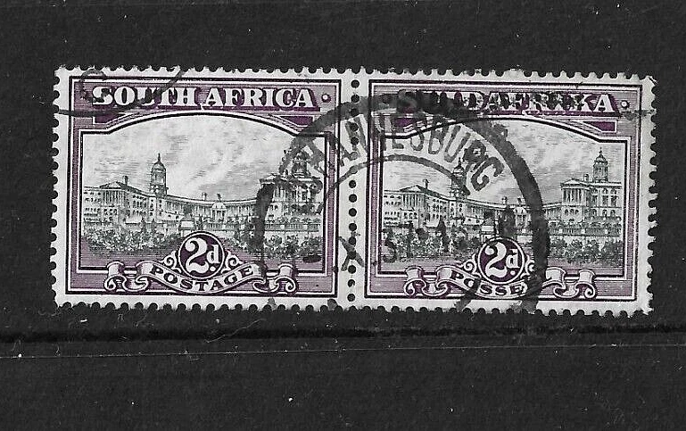 SOUTH AFRICA 1931 - Bilingual Pair - SG 44 - 2d Grey & Lilac - Fine used Jo'burg - Image 1 of 1