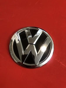 5C6853630F VOLKSWAGEN GENUINE OEM JETTA & PASSAT TRUNK EMBLEM RETAPED. - Picture 1 of 7