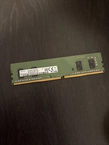 Samsung 4GB 1Rx16 PC4-2400T-UC0-11 Non ECC Desktop Memory P/N: M378A5244CB0-CRC - Picture 1 of 3