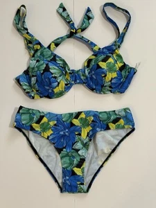 Women’s SHEIN Bikini Floral Swimsuit Sz L DD Blue and yellow floral Print. New - Picture 1 of 6