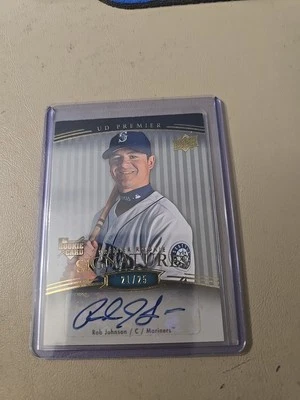 2008 ROB JOHNSON UD PREMIER GOLD AUTO ROOKIE CARD.SEATTLE MARINERS. 21/25. - Image 1 of 2