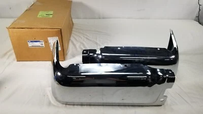 Genuine 2008-2014 Ford F-150 Lincoln Mark LT Rear Bumper End Trim 9L3Z-17906-A - Image 1 of 3