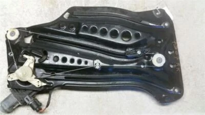 2013 2019 VW Beetle - Right Quarter Window Regulator Convertible - R246147 - Imagem 1 de 4