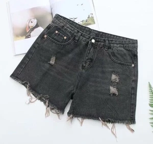 Pantalones cortos de mezclilla rasgados con dobladillo crudo deshilachado tiro medio para mujer ropa de verano perfecta - Imagen 1 de 10