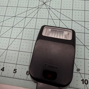 Canon Speedlite 200E Shoe Mount Flash for Canon Fully Tested Works - Picture 1 of 9
