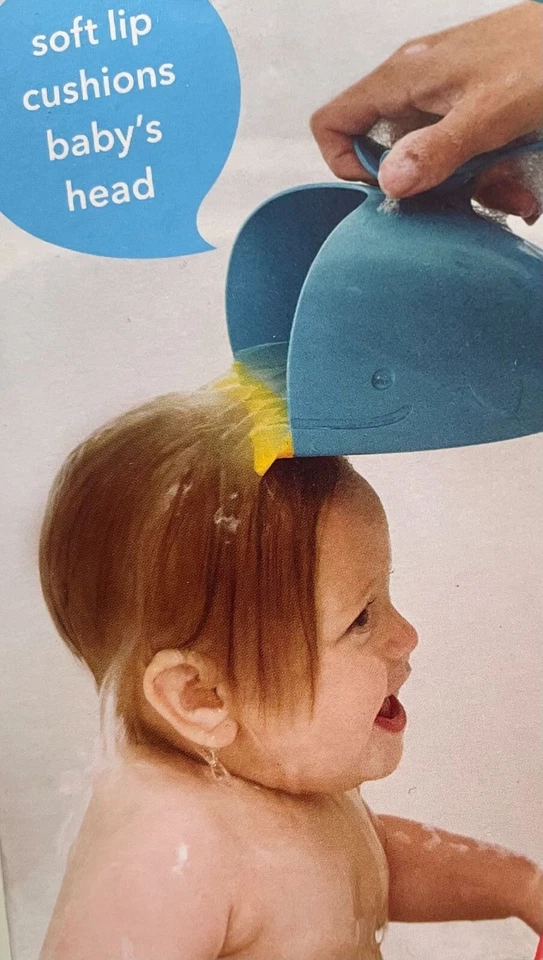 Enjuagador de baño Skip Hop Moby Waterfall con labios suaves Foto 1 de 4