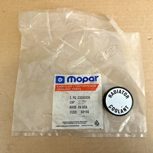 Botella de refrigerante Mopar 33000438 tapa nuevo 1988-90 8cy Jeep Gnd Wagoneer J10 J20 #2 - Imagen 1 de 14