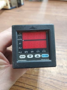 Fenwal Model 923D 92-316300-702 Microprocessor Temperature Controller (TA12MS) - Picture 1 of 6
