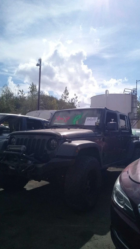 2016 Jeep Wrangler Windshield Grey OEM Used 68028605AK 119k Miles - Изображение 1 из 4