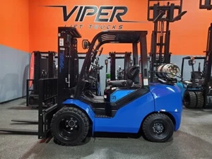 2025 VIPER FY35 8,000LB 3 STAGE DUAL AIR PNEUMATIC LPG FORKLIFT - Picture 1 of 14