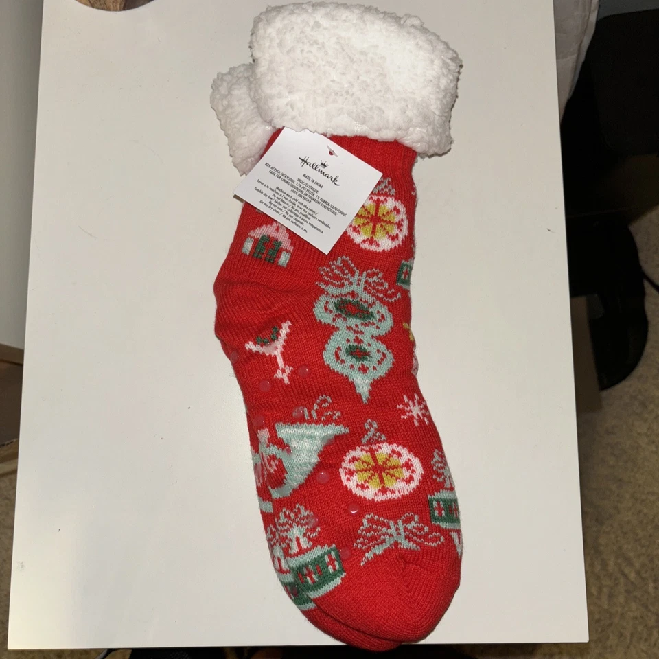 Hallmark 2024 VIP 独家舒适圣诞袜全新无烟家居 — 第 1/2 张图片