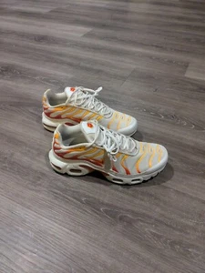 NIKE AIR MAX PLUS Sunburn - SIZE 7Y US (8.5W WOMENS) - Picture 1 of 17