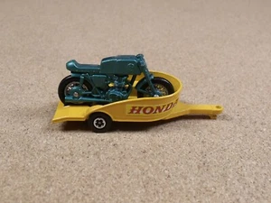 OLD VINTAGE LESNEY MATCHBOX # 38 HONDA MOTORCYCLE & TRAILER SUPERFAST - Picture 1 of 10