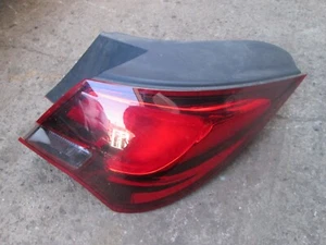 VAUXHALL ASTRA J GTC 2014 FAHRERSEITE RECHTS HINTEN KOMPLETT 13281266 - Bild 1 von 3