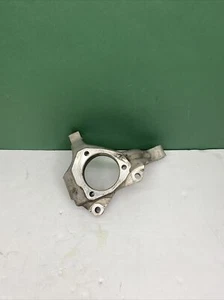 2008 Chevrolet Impala Right Front Spindle Knuckle Without ABS Used OEM - Picture 1 of 12