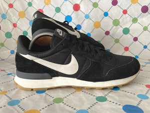 INTERNATIONALIST Avorio Uomo | Sneakers NIKE \u003e Under Gallery