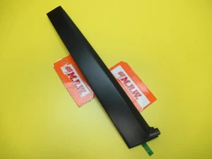 MOLDING DOOR GLASS WINDOW DOOR PANEL TRIM COVER PASSENGER SIDE ACURA RSX 02-06 - Picture 1 of 12
