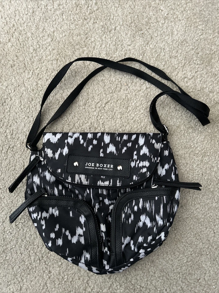 Joe Boxer Black/White Graphic Pattern Shoulder Bag  Crossbody Bag NEW - Image 1 of 4