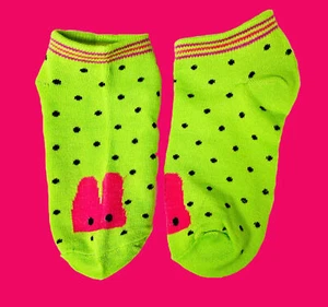 Adorable Toddler Bunny Socks - Picture 1 of 3