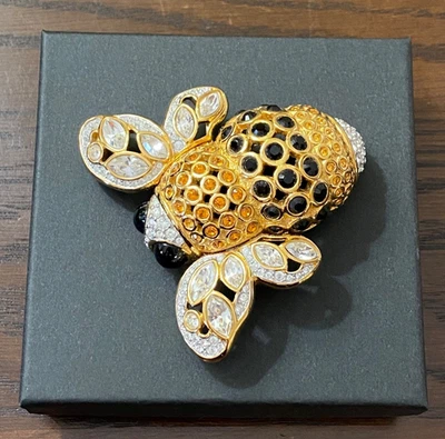 Magnificent SWAROVSKI Crystal & Gold Tone Bee Brooch Pin ~ Jeweler's Collection - Image 1 of 4