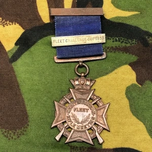 Original Pre-WW2 British Royal Navy Mediterranean Fleed Shooting Medal 1932 - Picture 1 of 8
