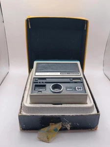 Vintage KODAK EK4 Instant Camera in Original Box - Picture 1 of 13