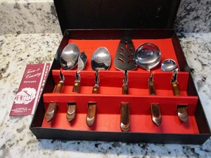 Piezas para servir vintage de acero inoxidable Washington Forge Town & Country - MCM - Imagen 1 de 5