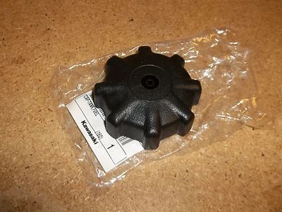 Nuevo tapón de gas original Kawasaki KX60 KX80 KX125 KX250 KX420 KX500 KDX80 Mojave 110 RM60 Foto 1 de 2
